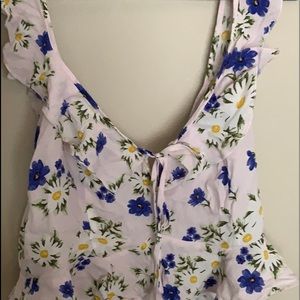 Loose floral crop top